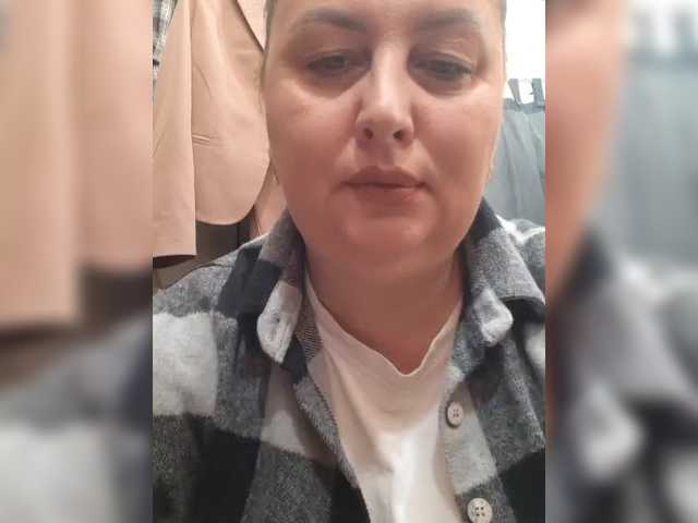 OlgaSaphire live cam preview