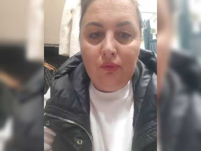 OlgaSaphire live cam preview