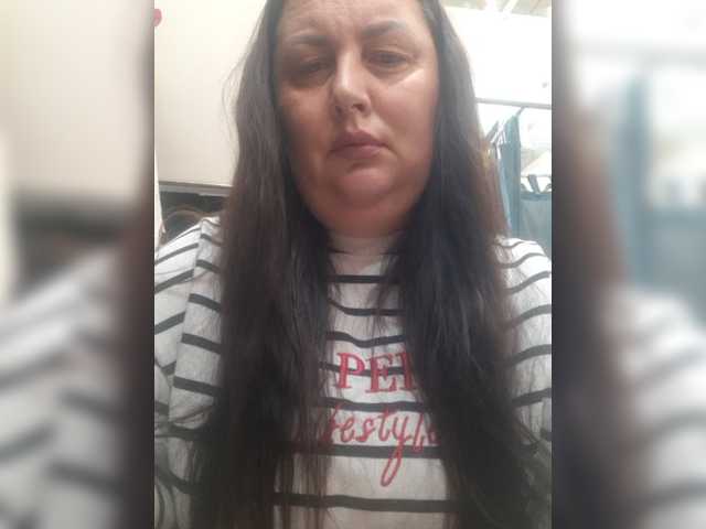 le modèle OlgaSaphire est en webcam porno dans un show sur le site bongacams, il possède les tags suivants: White/Caucasian,Brunette,Trimmed