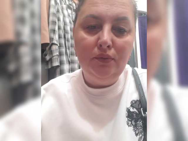 OlgaSaphire live cam preview