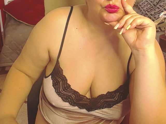 OlgaSaphire live webcam show