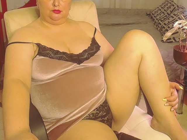 OlgaSaphire live cam on BongaCams