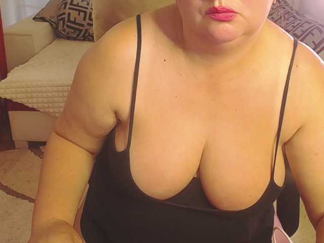 OlgaSaphire live cam on BongaCams