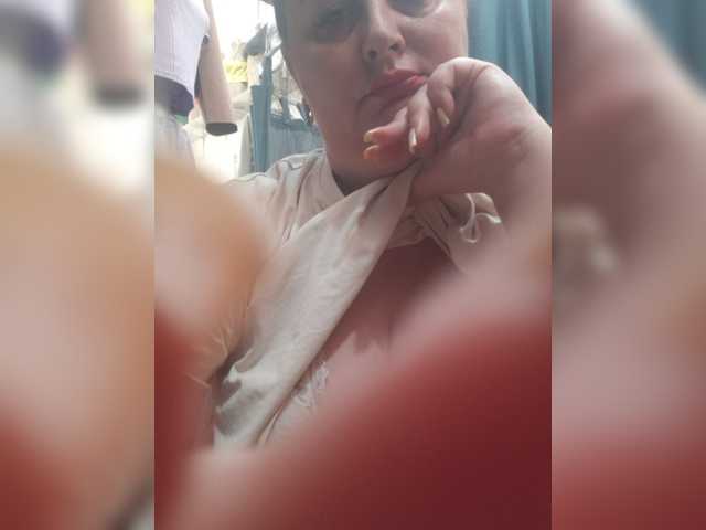 OlgaSaphire live cam on BongaCams