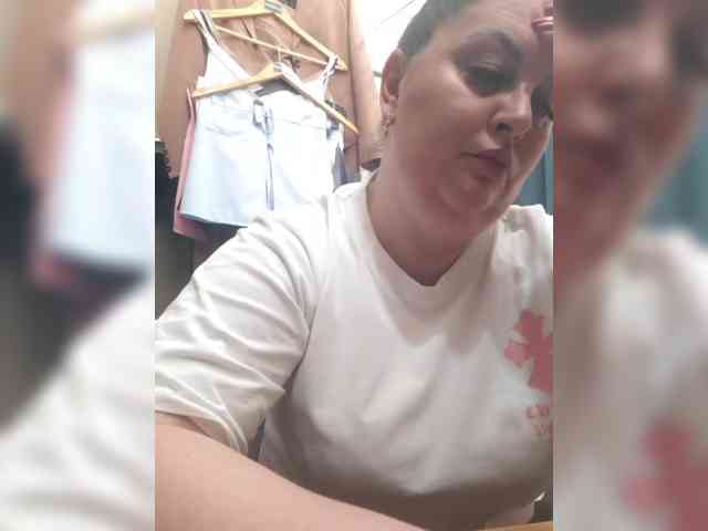 OlgaSaphire webcam