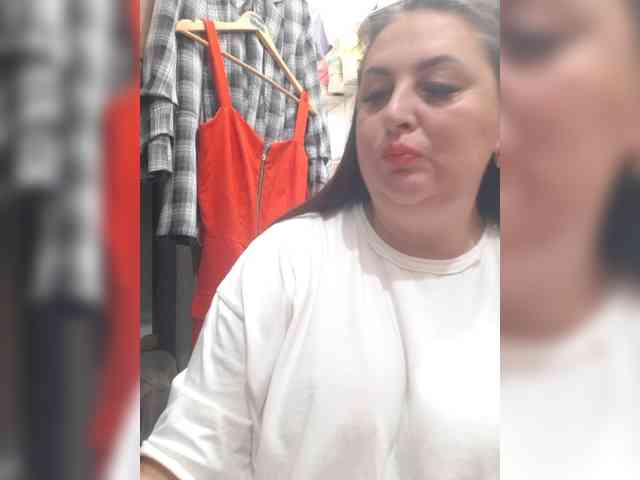 OlgaSaphire webcam