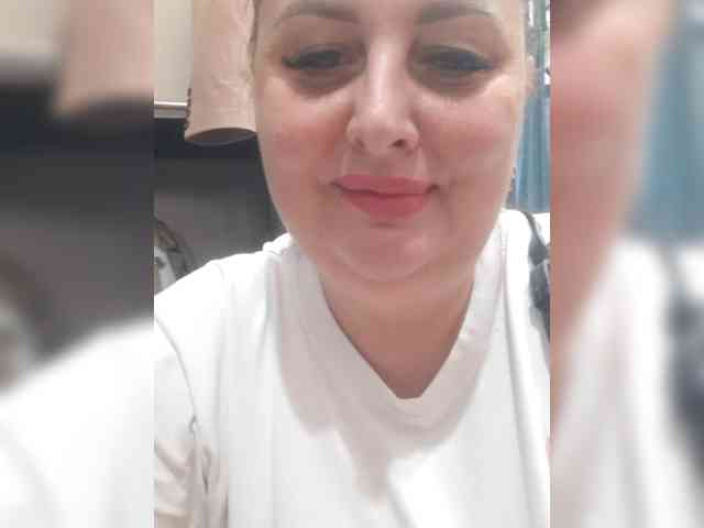 OlgaSaphire webcam