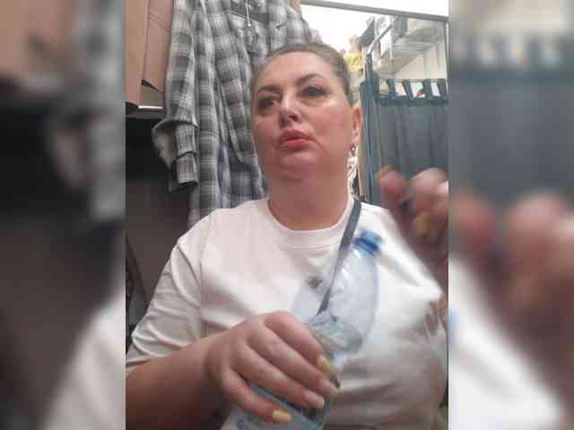 OlgaSaphire webcam