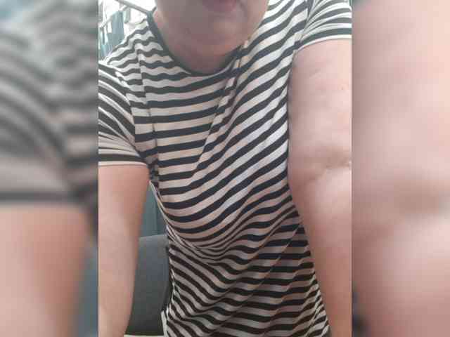 OlgaSaphire webcam