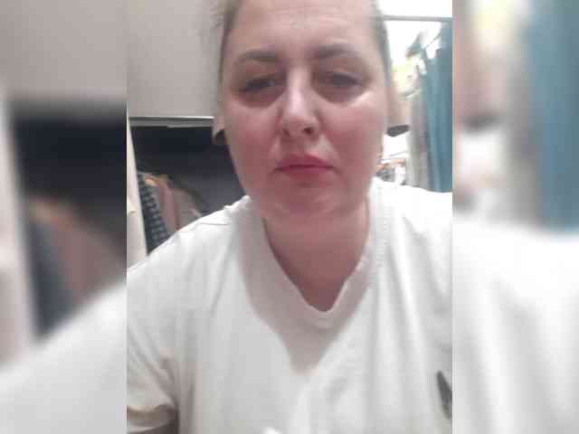 OlgaSaphire webcam
