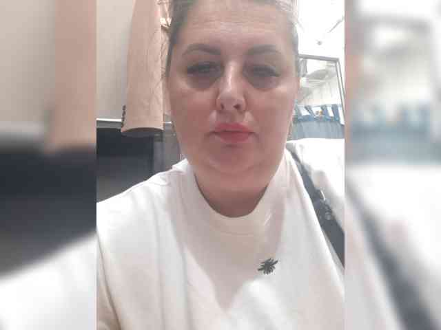 OlgaSaphire webcam
