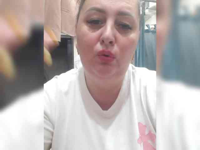 OlgaSaphire webcam