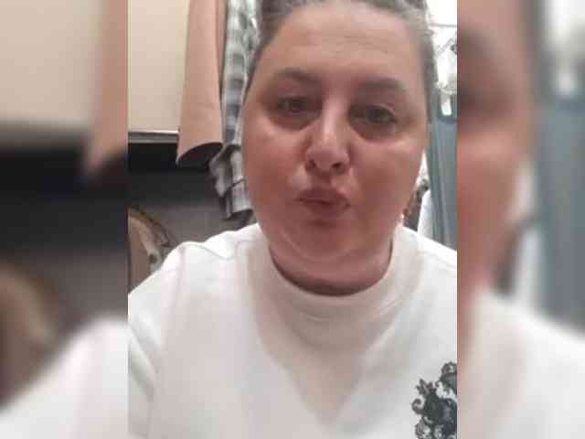 OlgaSaphire webcam