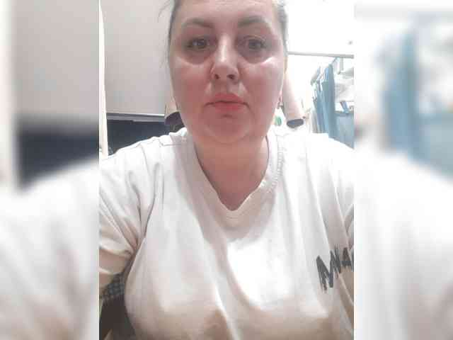 OlgaSaphire webcam