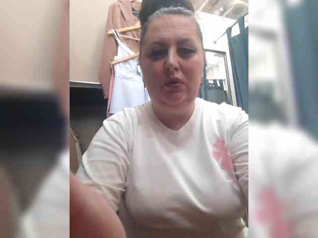 OlgaSaphire webcam