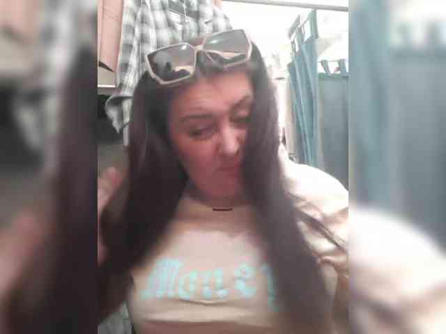 OlgaSaphire webcam