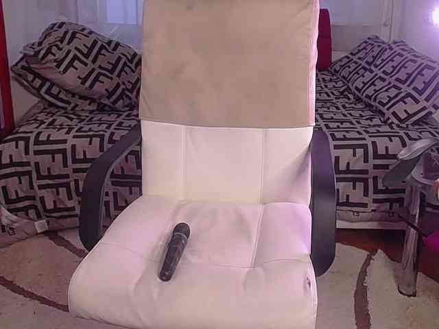 OlgaSaphire webcam