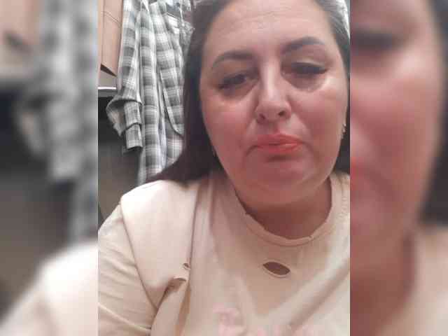 OlgaSaphire webcam