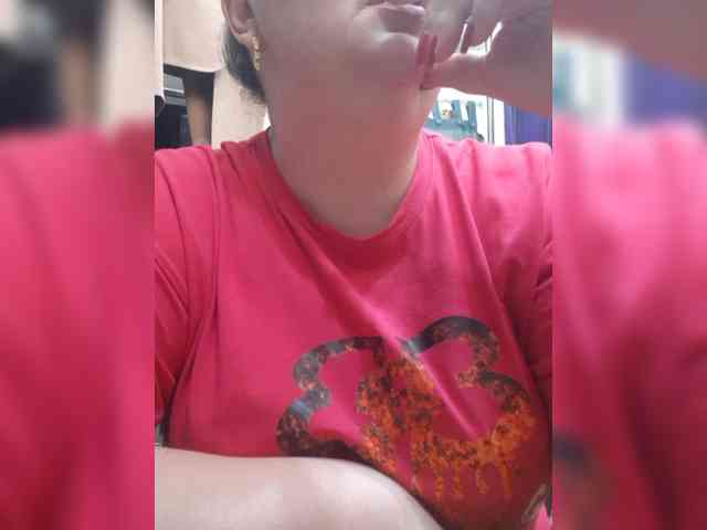OlgaSaphire webcam