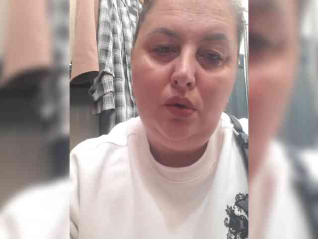 OlgaSaphire webcam