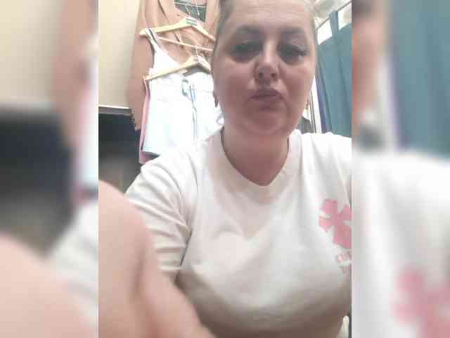 OlgaSaphire webcam