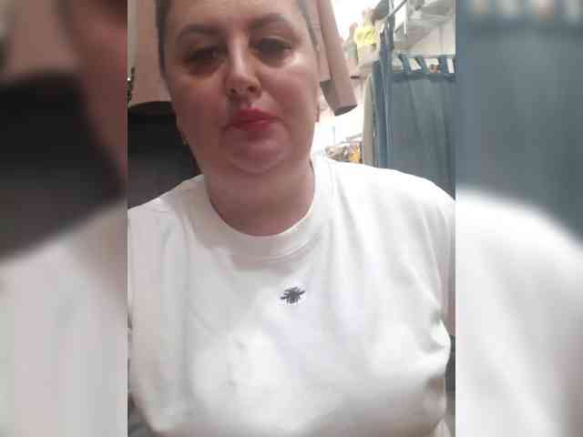 OlgaSaphire webcam