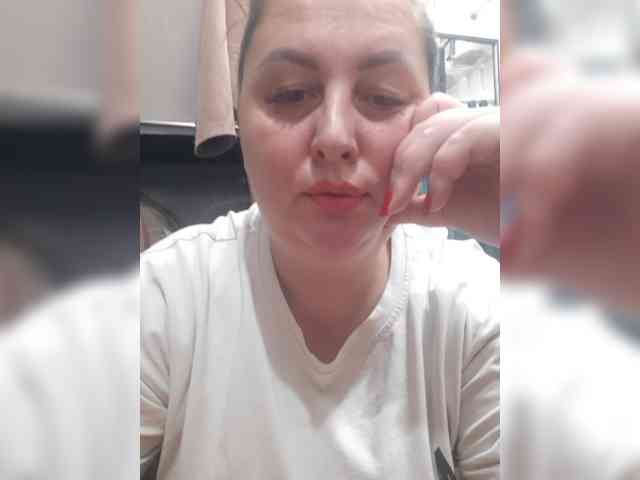 OlgaSaphire webcam