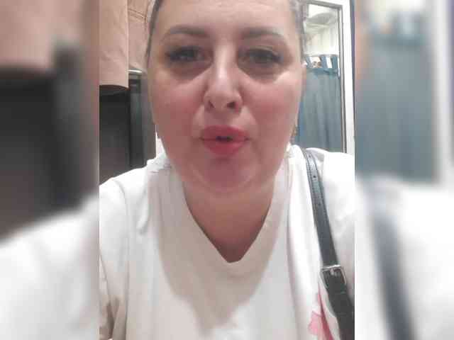 OlgaSaphire webcam