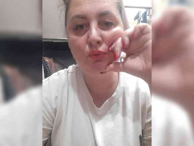 OlgaSaphire webcam