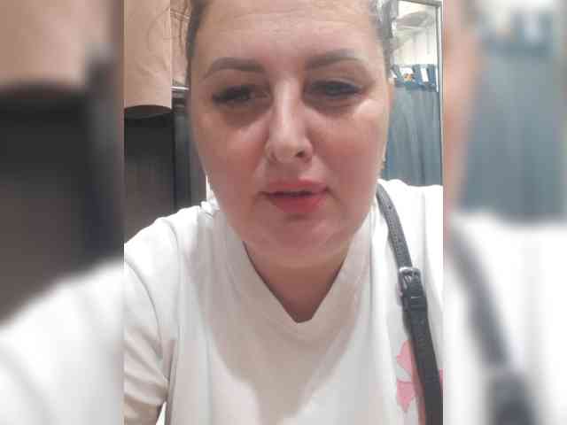 OlgaSaphire webcam