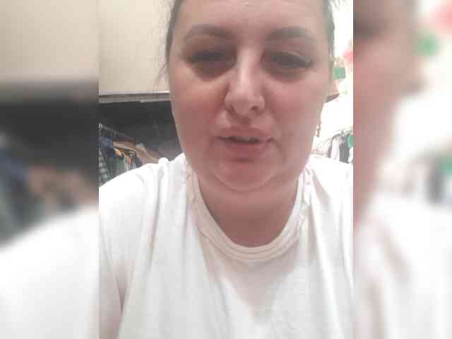 OlgaSaphire webcam