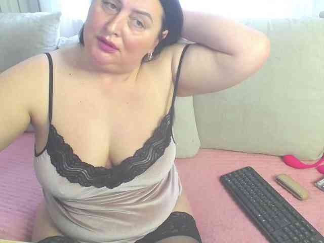 OlgaSaphire webcam