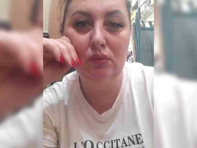 OlgaSaphire webcam