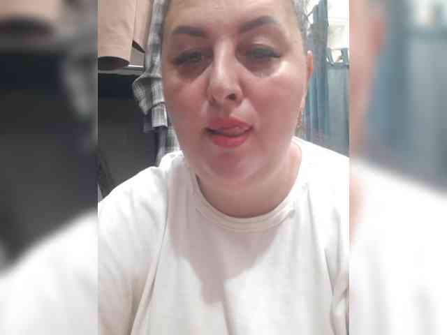 OlgaSaphire webcam