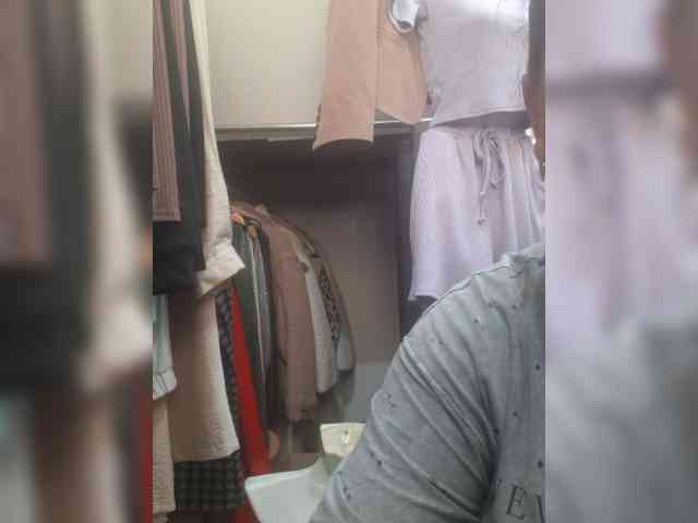 OlgaSaphire webcam