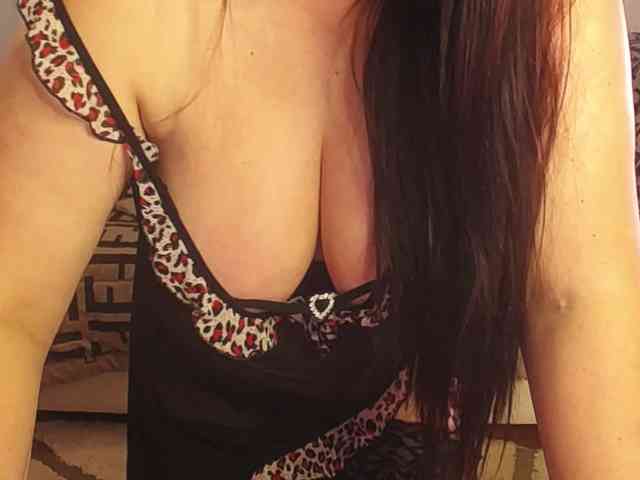 OlgaSaphire webcam
