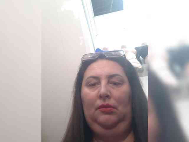 OlgaSaphire webcam