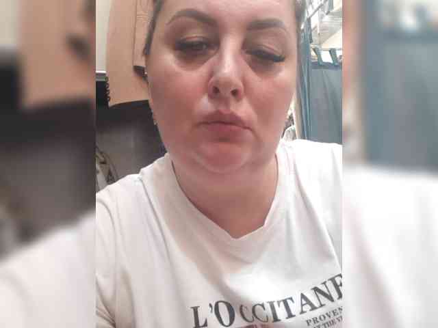 OlgaSaphire webcam