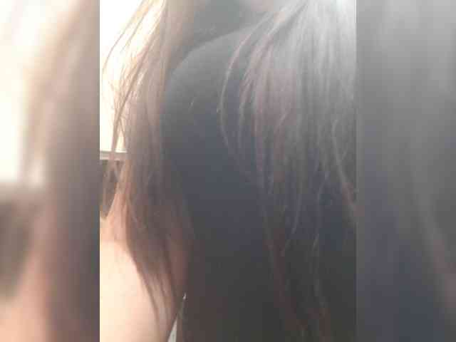 OlgaSaphire webcam