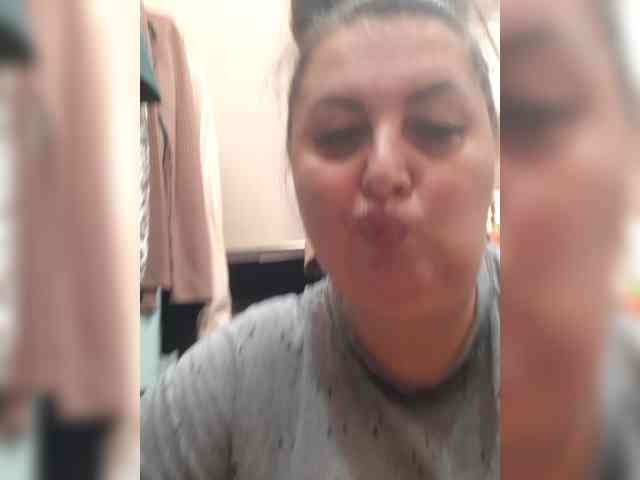 OlgaSaphire webcam