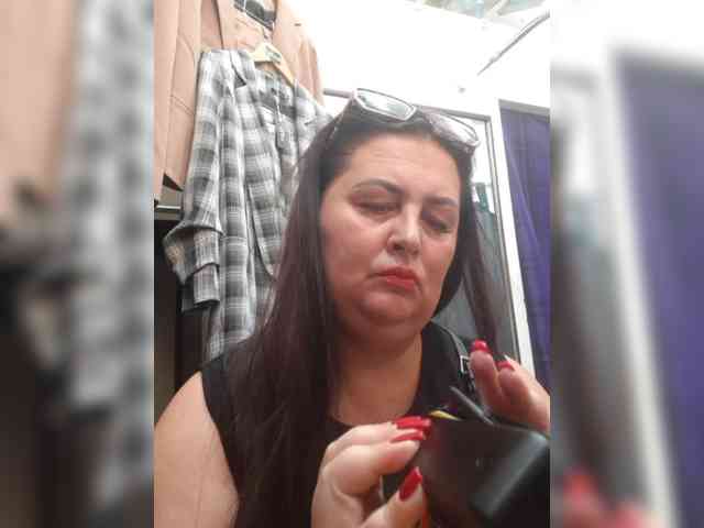 OlgaSaphire webcam