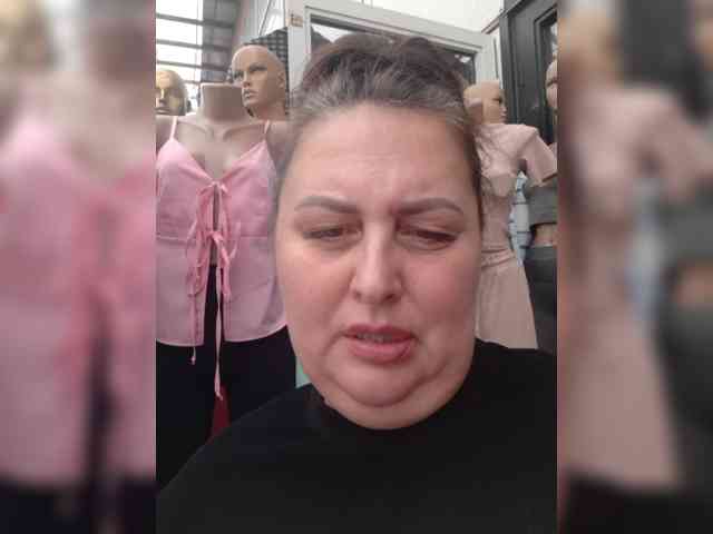 OlgaSaphire webcam