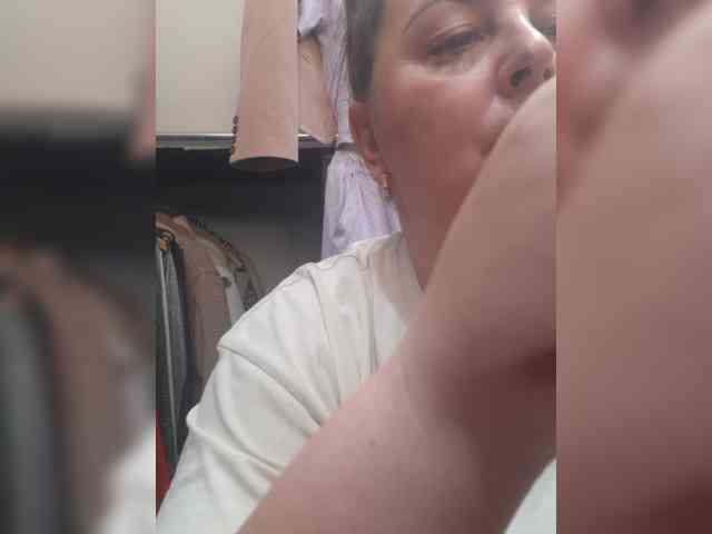 OlgaSaphire webcam
