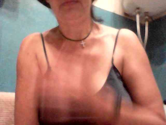 lunaONight webcam