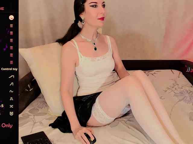 LunaTenebriss webcam