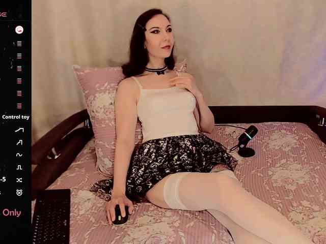 LunaTenebriss webcam