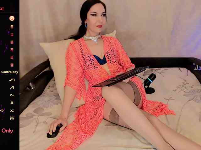 LunaTenebriss webcam