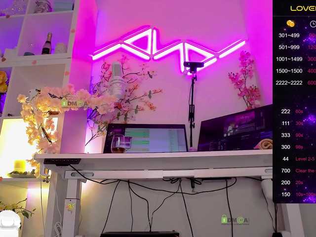 ELENA-XXX live cam on BongaCams