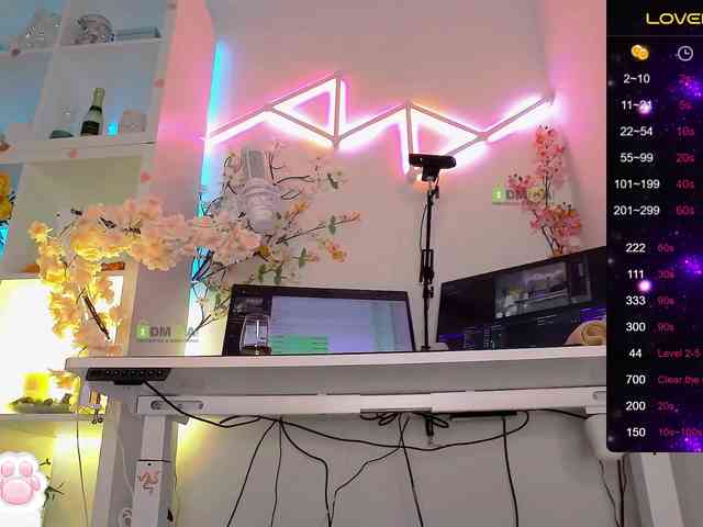 ELENA-XXX Live Webcam on BongaCams