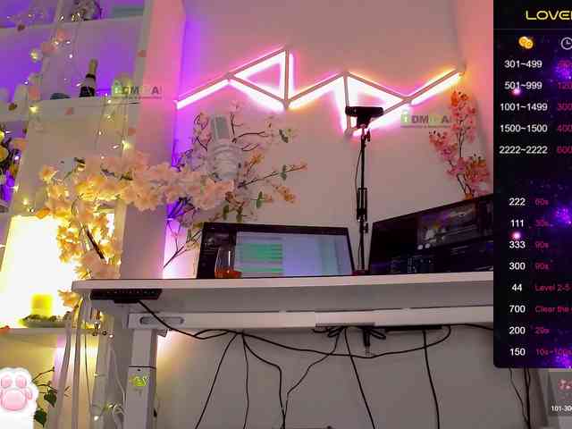 ELENA-XXX Live Webcam on BongaCams